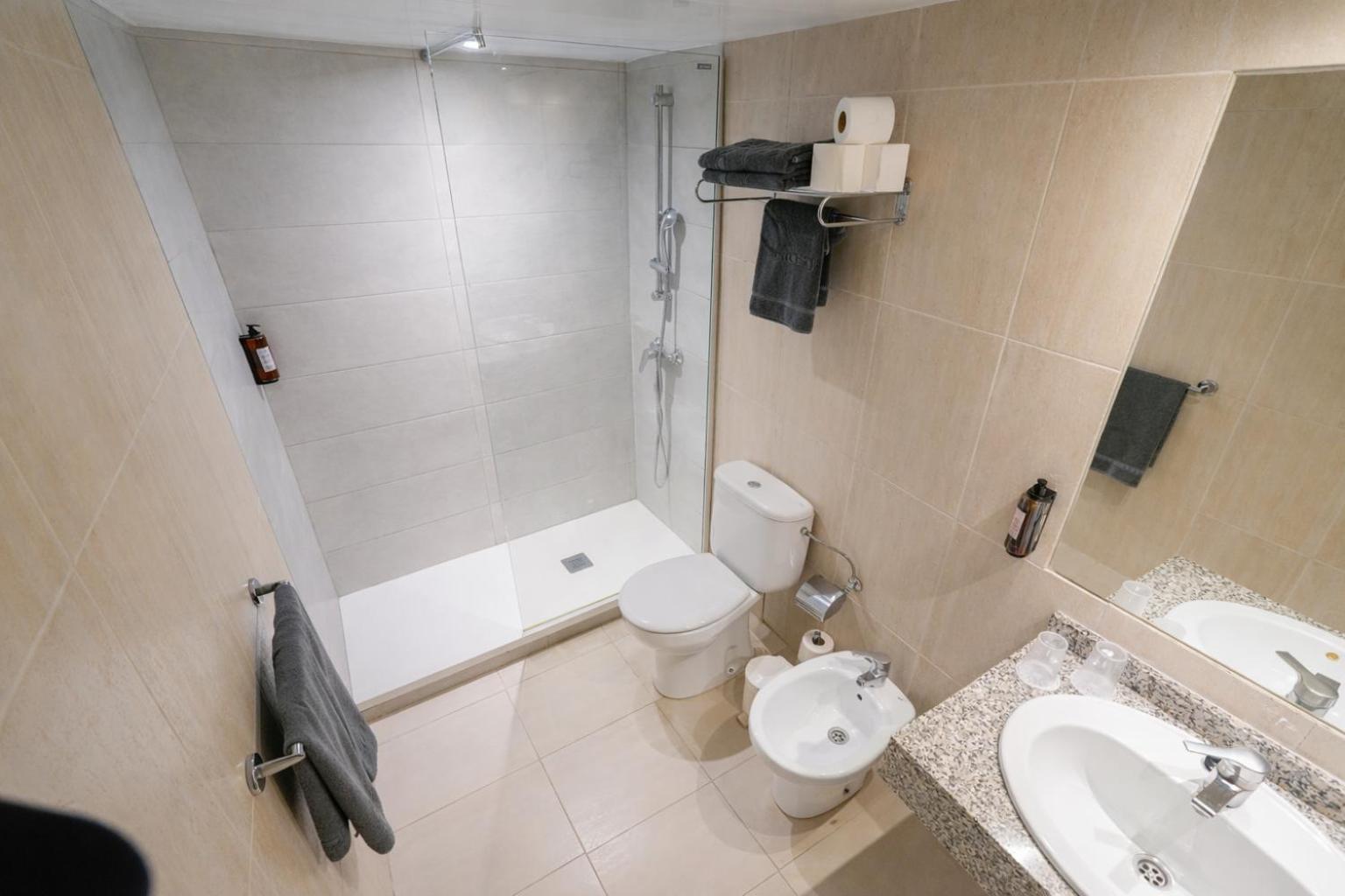 One-Bedroom Apartment,1746912648:JPEG