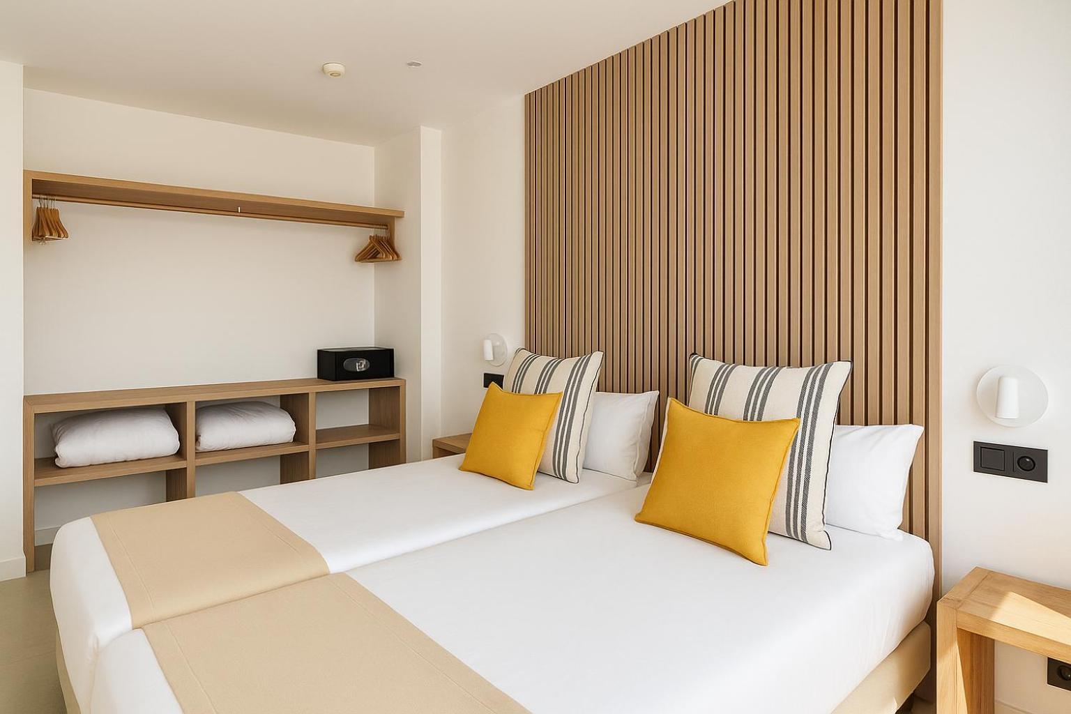 Deluxe Kamer met Uitzicht op het Zwembad
